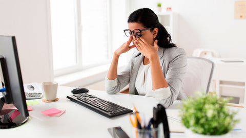 ¿Por qué siempre estoy cansado y con "niebla mental"?